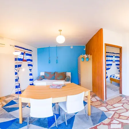 The Sea House Apartment