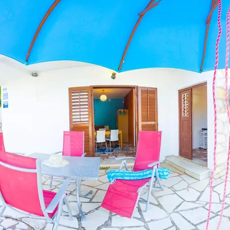 The Sea House Apartment