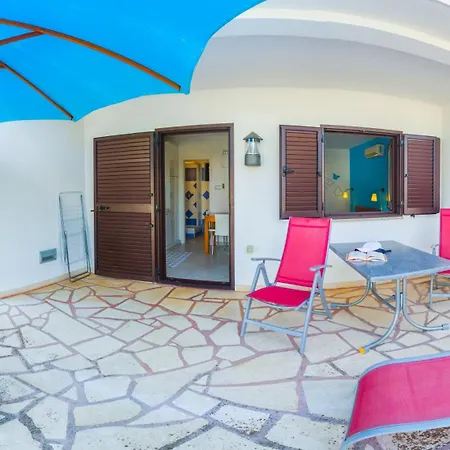 The Sea House Apartment Vis