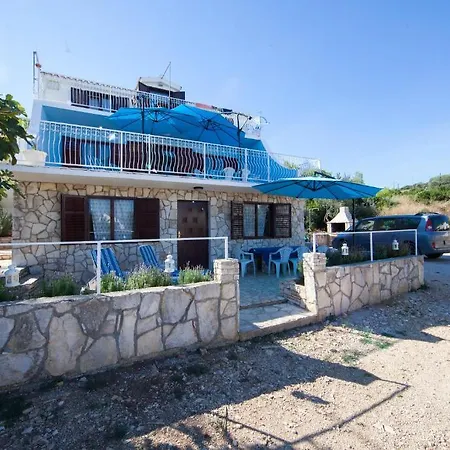 The Sea House * Vis